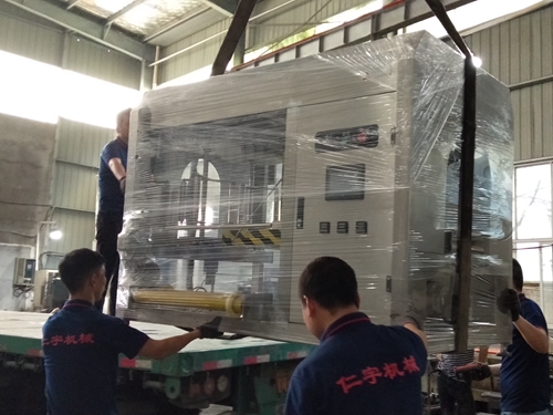 三合一灌装机厂家 三合一灌装机厂家